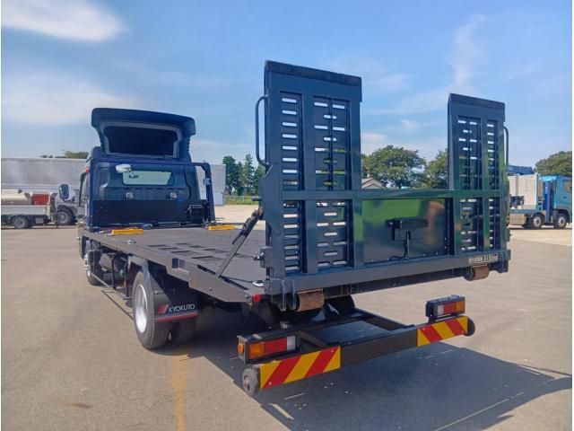 Mitsubishi CANTER 2023-08 8331835-3