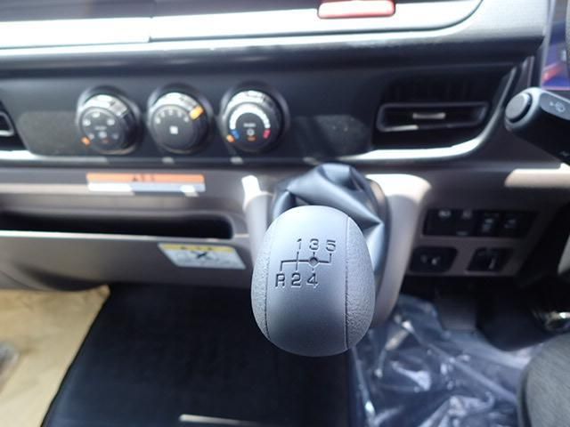 Mitsubishi CANTER 2026-04 8331833-14