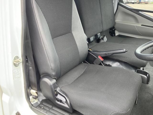 Mitsubishi CANTER 2021-03 8331844-16