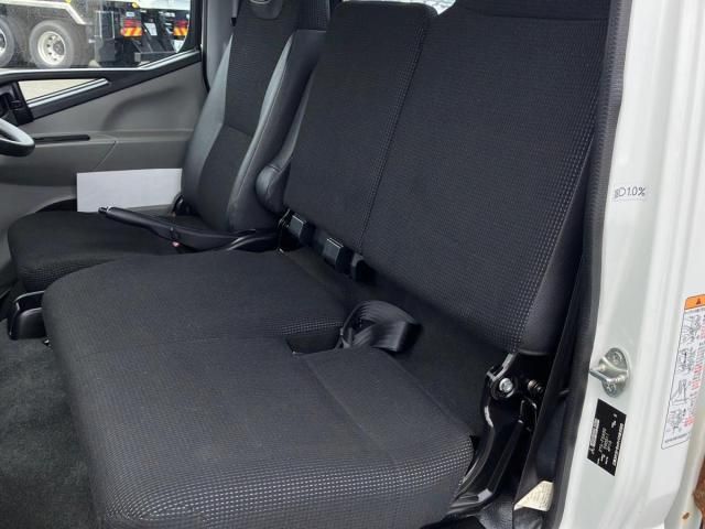 Mitsubishi CANTER 2021-03 8331844-17