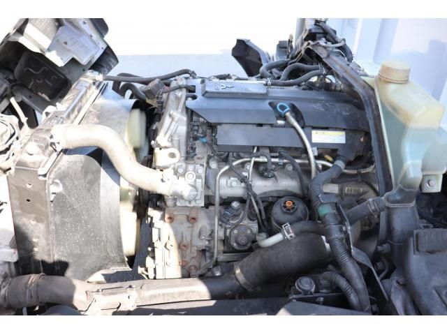 Mitsubishi CANTER 2020-03 8331842-21