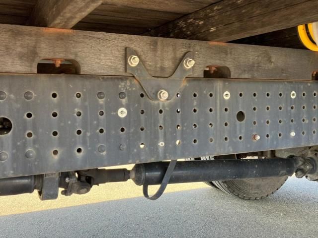 Mitsubishi CANTER 2017-10 8331847-10