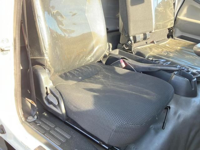 Mitsubishi CANTER 2017-10 8331847-15