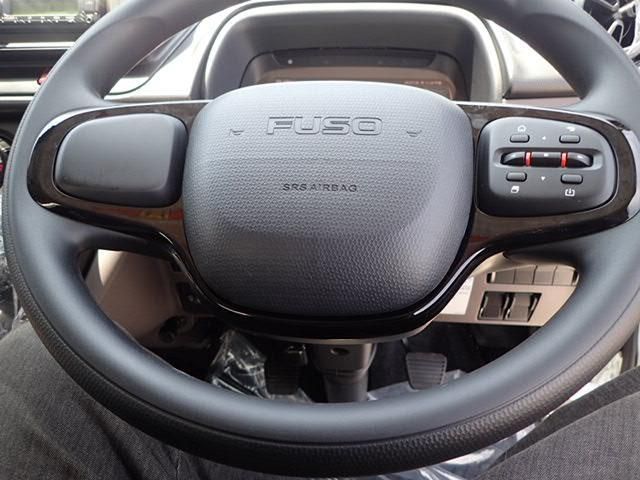 Mitsubishi CANTER 2026-04 8331834-20