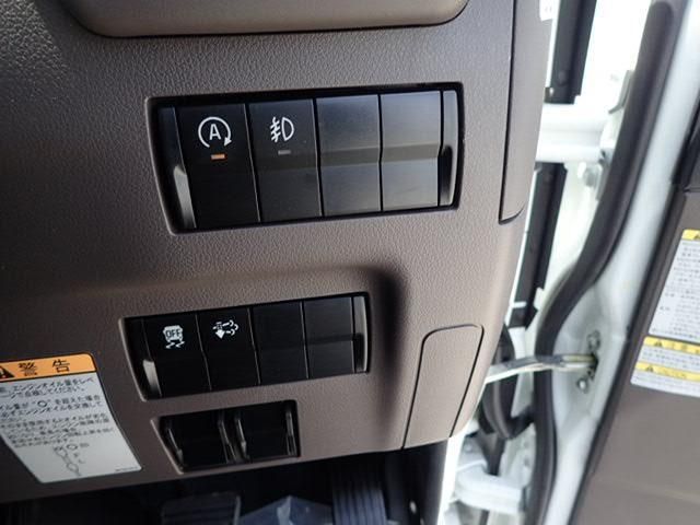 Mitsubishi CANTER 2026-04 8331834-23
