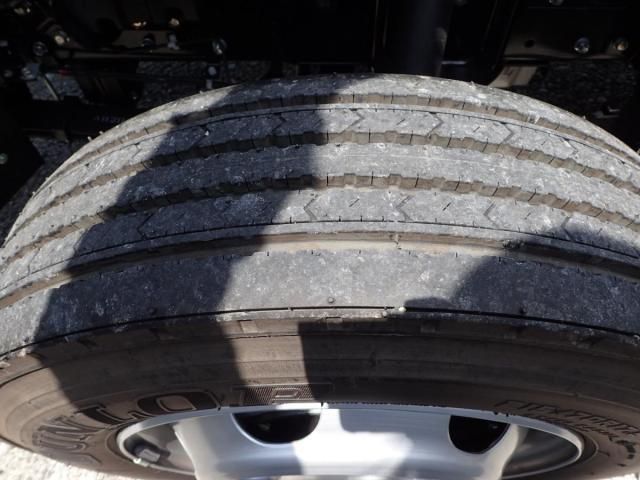 Mitsubishi CANTER 2026-04 8331834-28