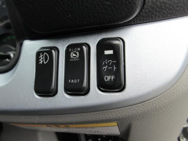 Mitsubishi CANTER 2019-08 8331846-10