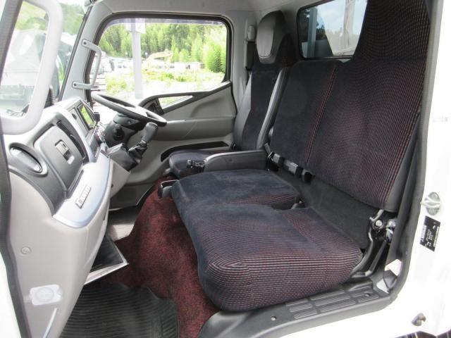 Mitsubishi CANTER 2019-08 8331846-19