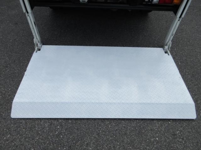 Mitsubishi CANTER 2019-08 8331846-26