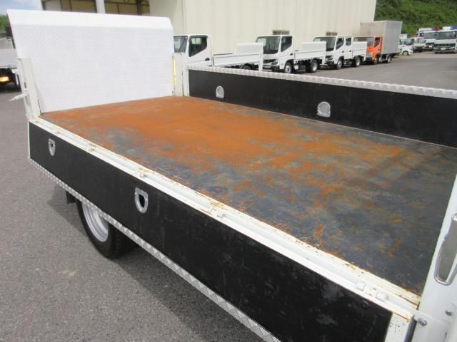 Mitsubishi CANTER 2019-08 8331846-29