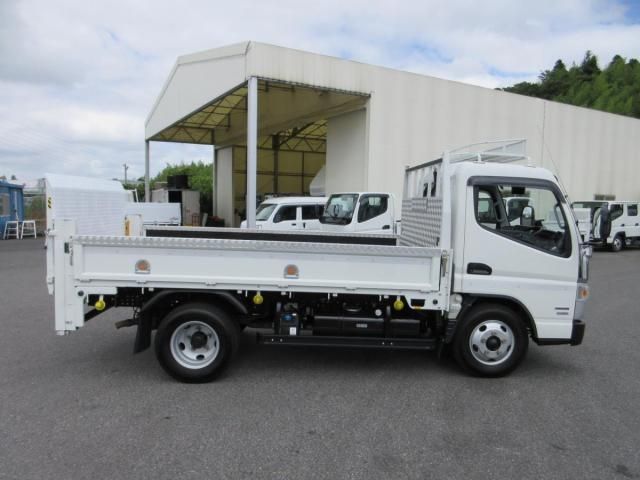 Mitsubishi CANTER 2019-08 8331846-5