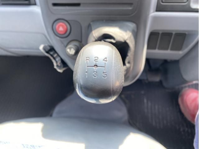 Mitsubishi CANTER 2003-09 8331854-28