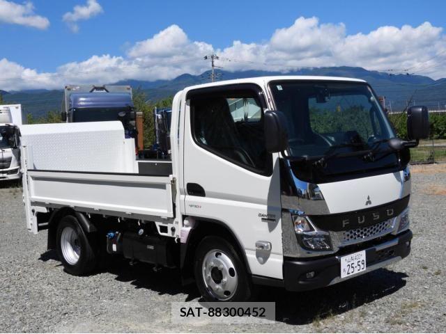 Mitsubishi CANTER 2026-03 8354067-0