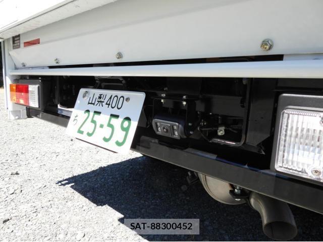 Mitsubishi CANTER 2026-03 8354067-19