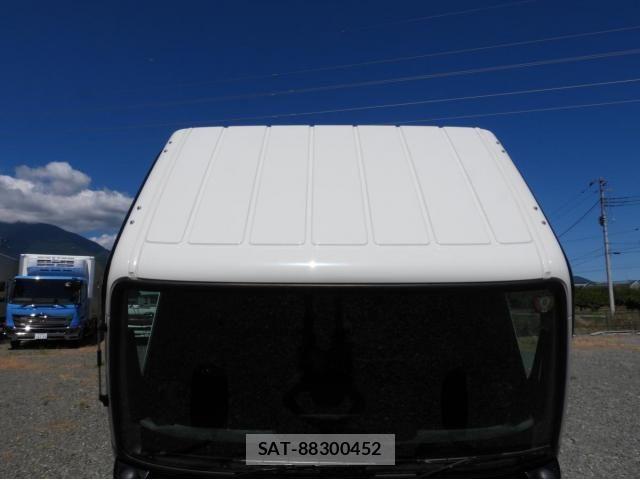 Mitsubishi CANTER 2026-03 8354067-21