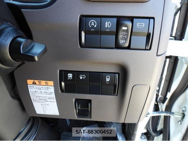 Mitsubishi CANTER 2026-03 8354067-27