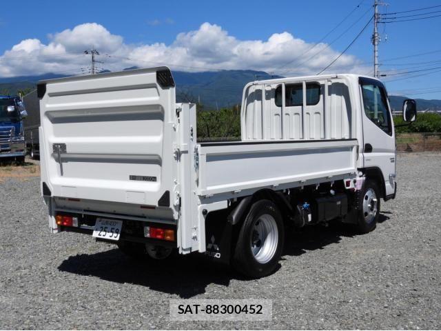 Mitsubishi CANTER 2026-03 8354067-3
