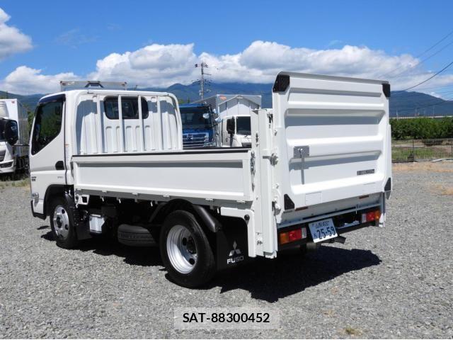 Mitsubishi CANTER 2026-03 8354067-5