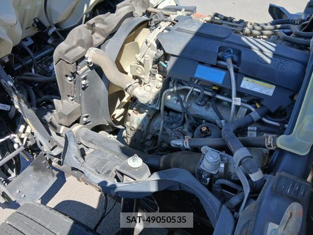 Mitsubishi CANTER 2017-08 8354079-14