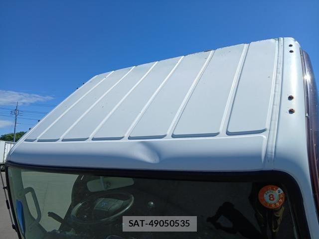 Mitsubishi CANTER 2017-08 8354079-5