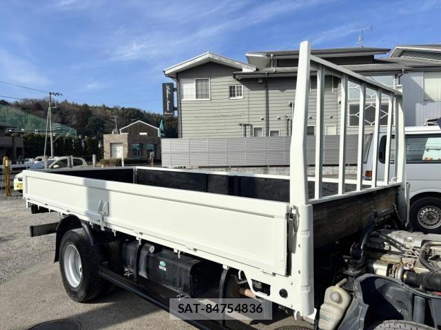 Mitsubishi CANTER 2006-09 8354082-16