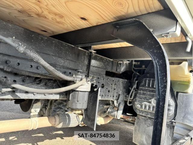 Mitsubishi CANTER 2006-09 8354082-29