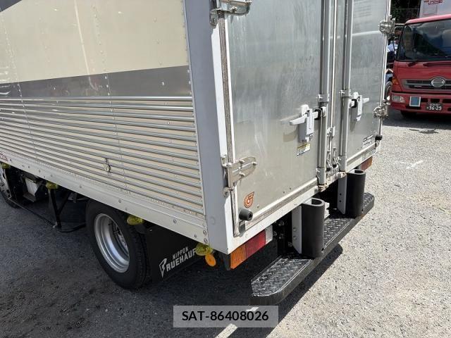 Mitsubishi CANTER 2021-01 8354078-25