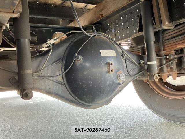 Mitsubishi CANTER 2018-11 8354077-15