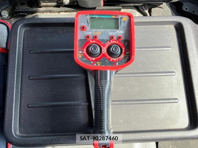 Mitsubishi CANTER 2018-11 8354077-22