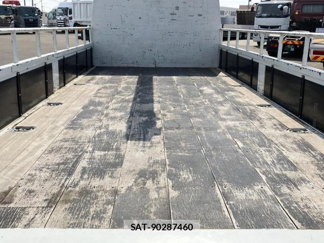 Mitsubishi CANTER 2018-11 8354077-6