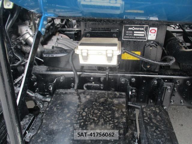 Mitsubishi CANTER 2014-10 8354081-11