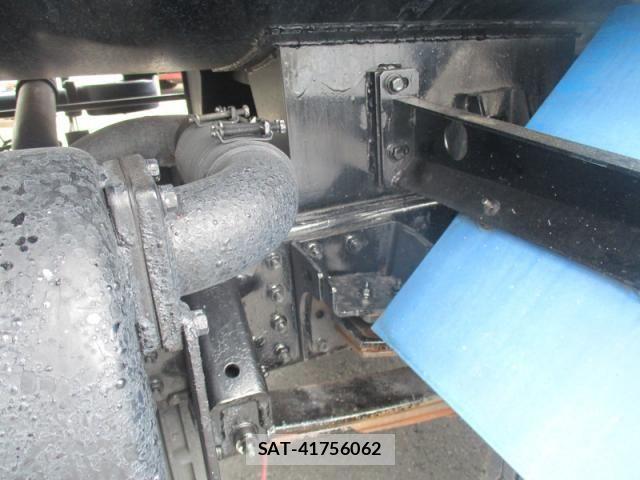 Mitsubishi CANTER 2014-10 8354081-14