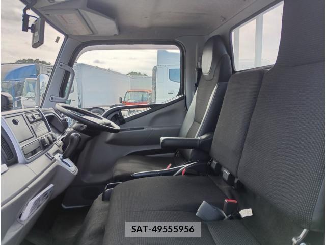 Mitsubishi CANTER 2021-06 8354080-20