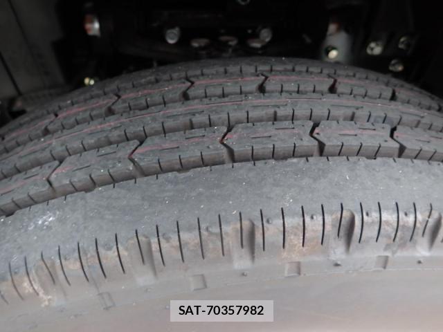 Mitsubishi CANTER 2025-09 8354076-24