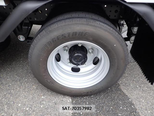 Mitsubishi CANTER 2025-09 8354076-26