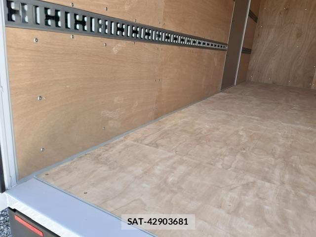 Mitsubishi CANTER 2026-04 8365030-14