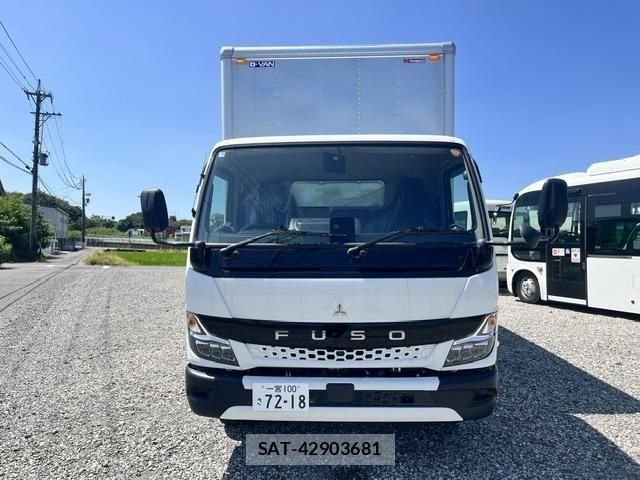 Mitsubishi CANTER 2026-04 8365030-1