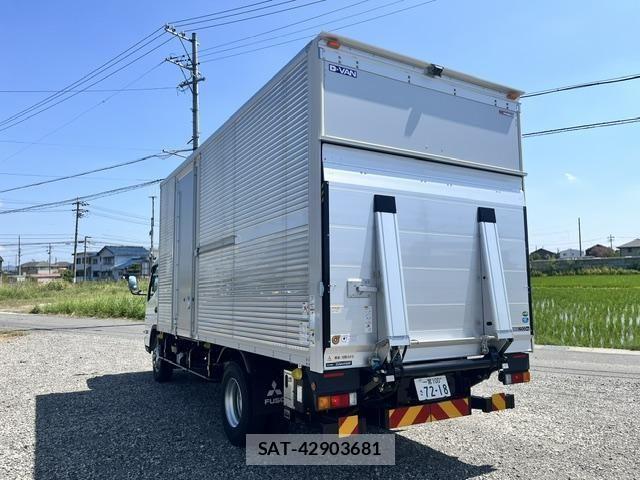 Mitsubishi CANTER 2026-04 8365030-6