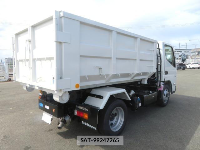 Mitsubishi CANTER 2026-06 8365031-5