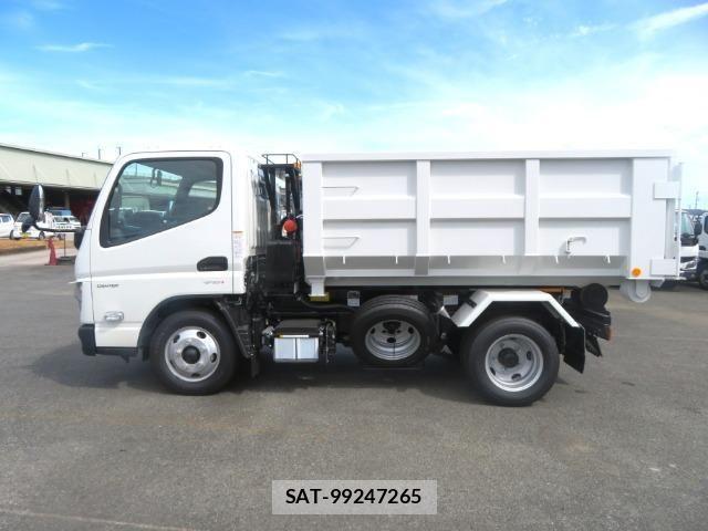 Mitsubishi CANTER 2026-06 8365031-8