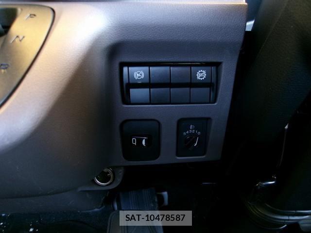 Mitsubishi CANTER 2024-10 8365029-23