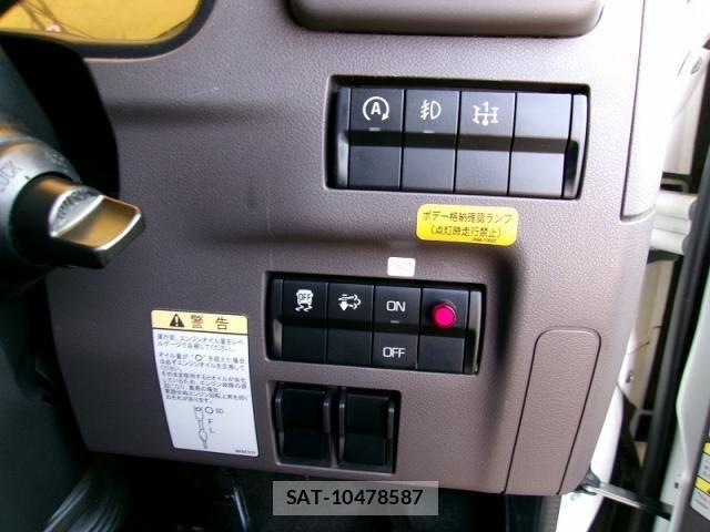 Mitsubishi CANTER 2024-10 8365029-24