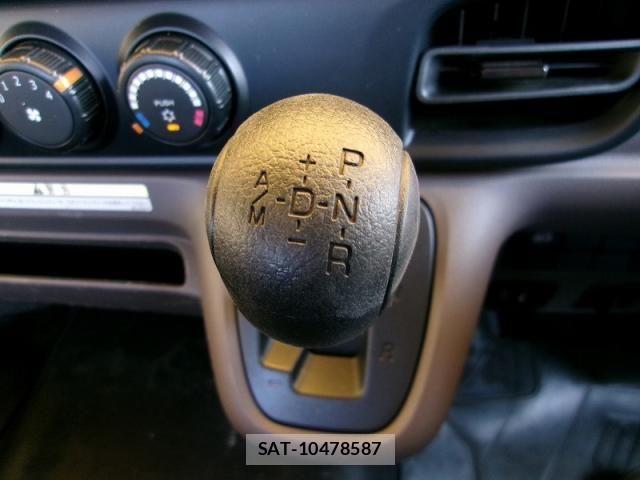 Mitsubishi CANTER 2024-10 8365029-25