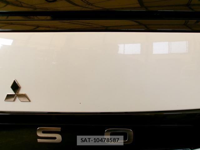 Mitsubishi CANTER 2024-10 8365029-28