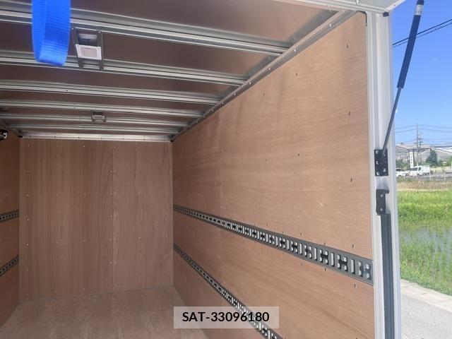 Mitsubishi CANTER 2026-04 8365032-10