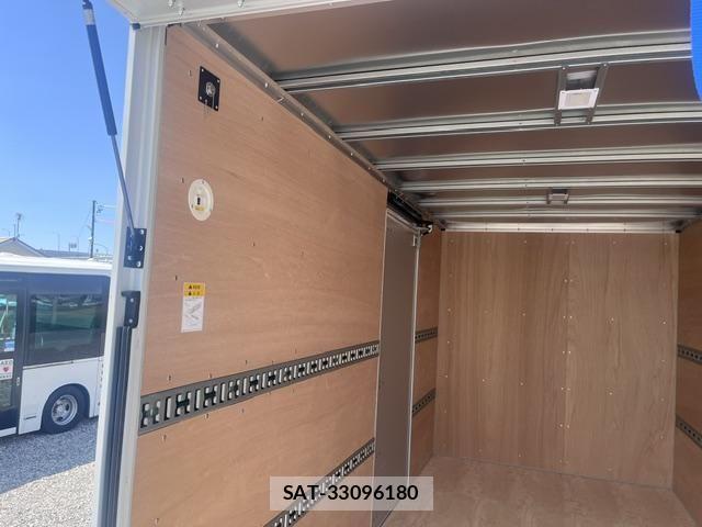 Mitsubishi CANTER 2026-04 8365032-11