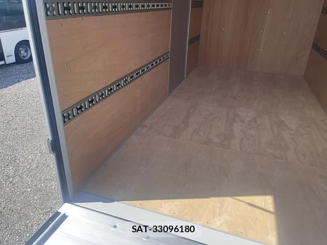 Mitsubishi CANTER 2026-04 8365032-12