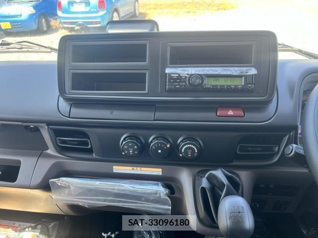 Mitsubishi CANTER 2026-04 8365032-16