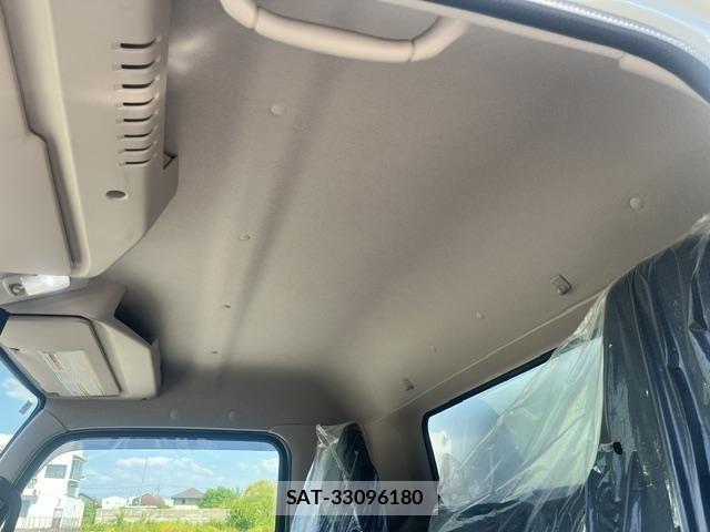 Mitsubishi CANTER 2026-04 8365032-24