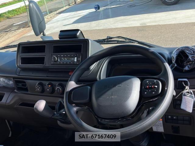 Mitsubishi CANTER 2026-01 8365037-18
